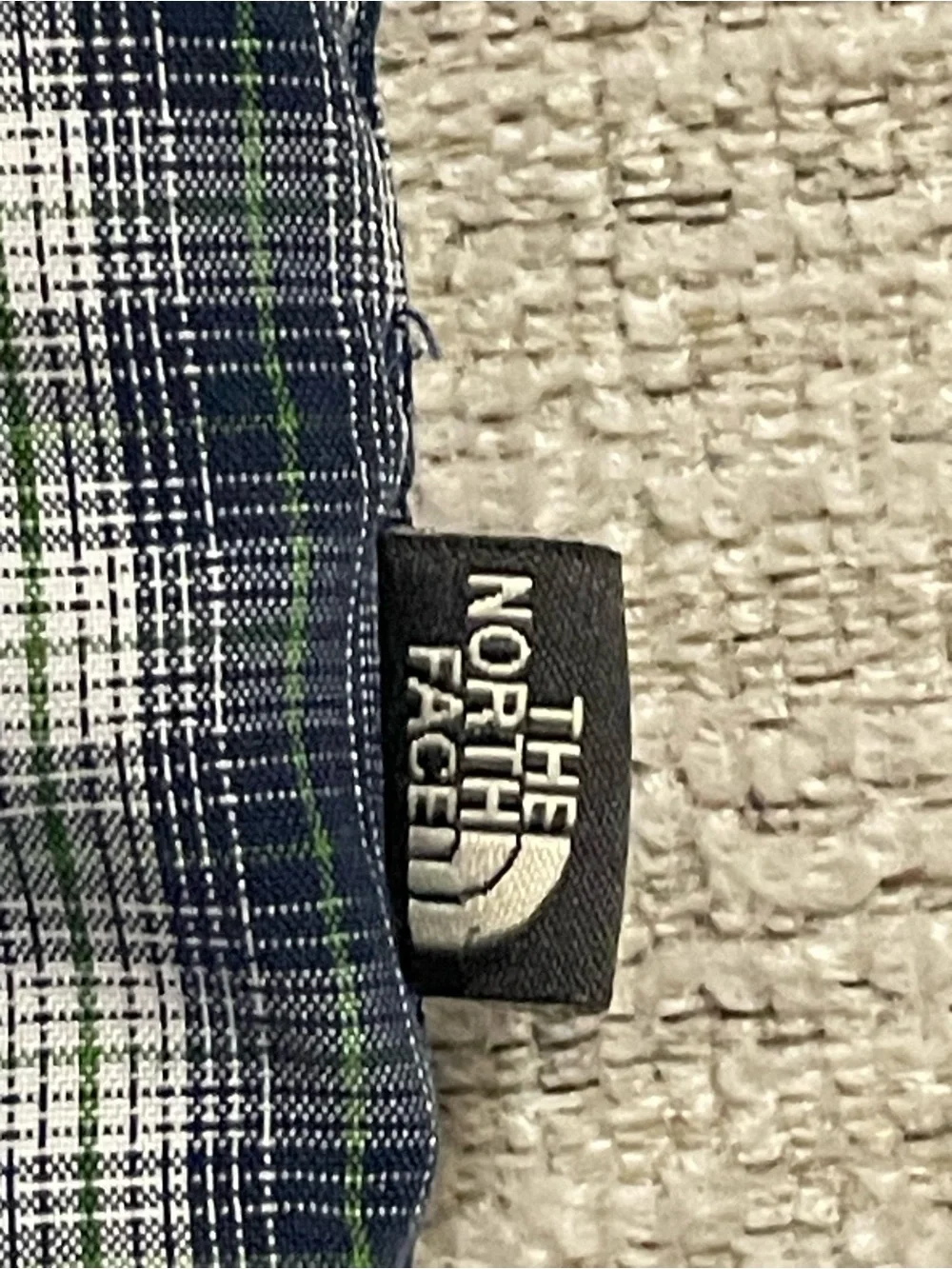 The North Face Men’s Blue Check Short Sleeve Button Down Shirt Size L